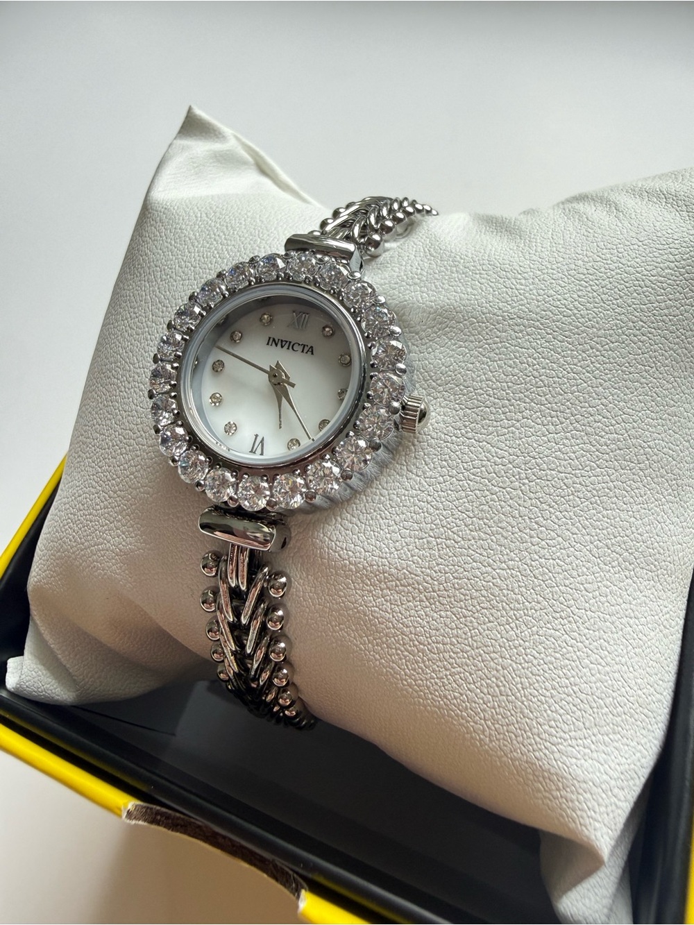 NEW Invicta Angel Lady Silver Tone Crystal Bezel 24.8mm Quartz Bracelet Watch - Picture 7 of 9